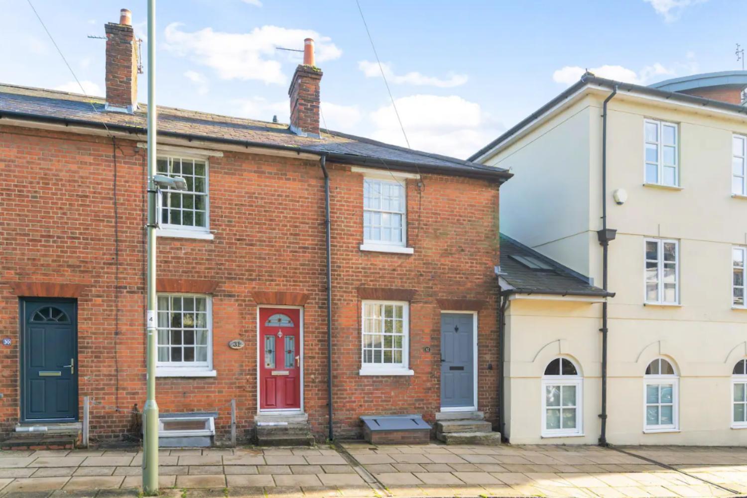 2 Bedrooms Stunning Westgate Cottage Retreat, Central Winchester, Free On-Street Parking Permit, With Garden Close To Cathedral - Sleeps 6, Pets Are Welcome, Summer Special Offer! - By Blue Puffin Stays Extérieur photo